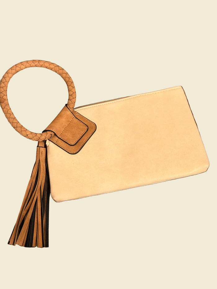 Two Tone Tassel Wristlet | Ivory