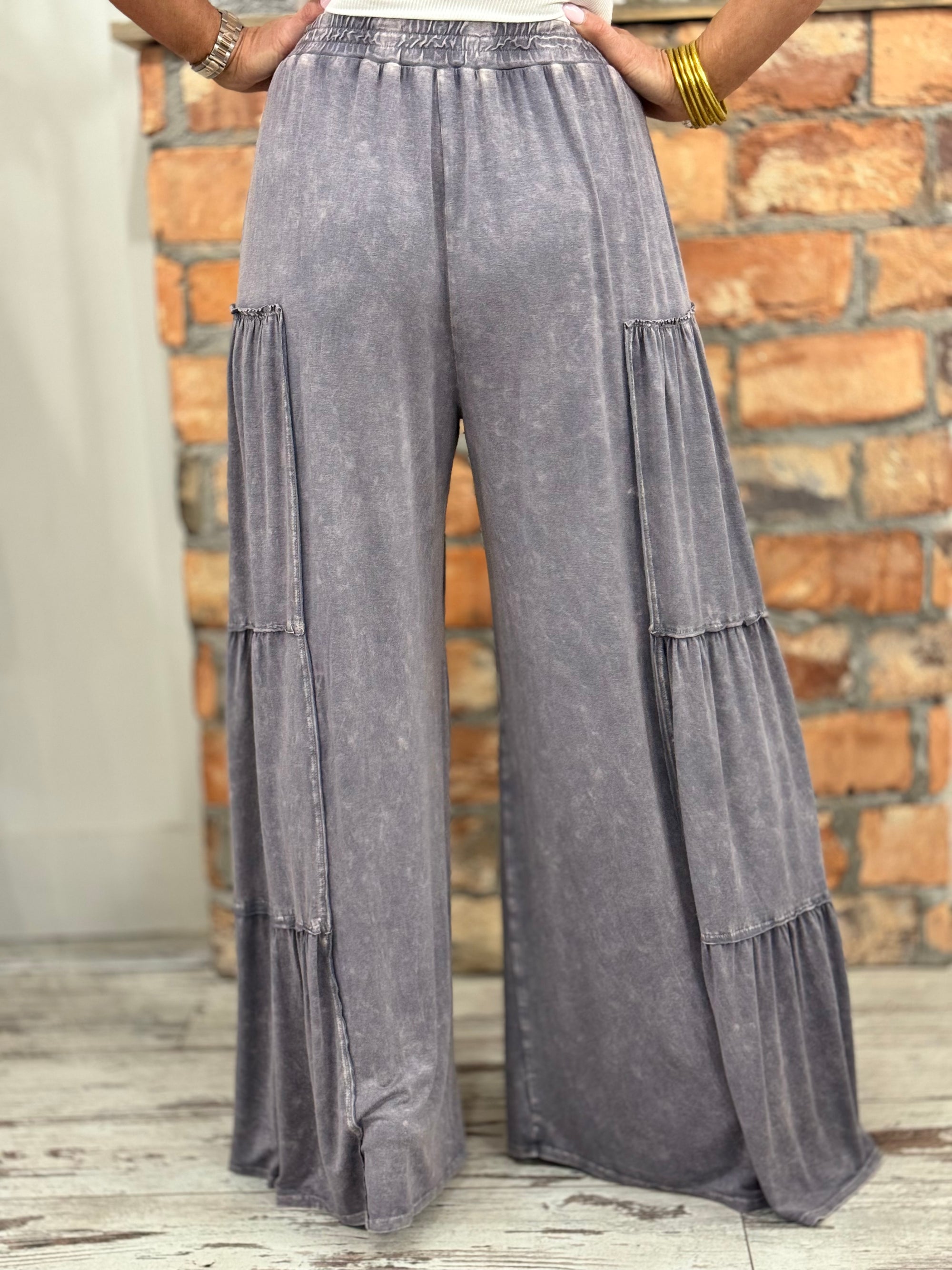 Tiered Washed Wide Leg Pants in Grey
