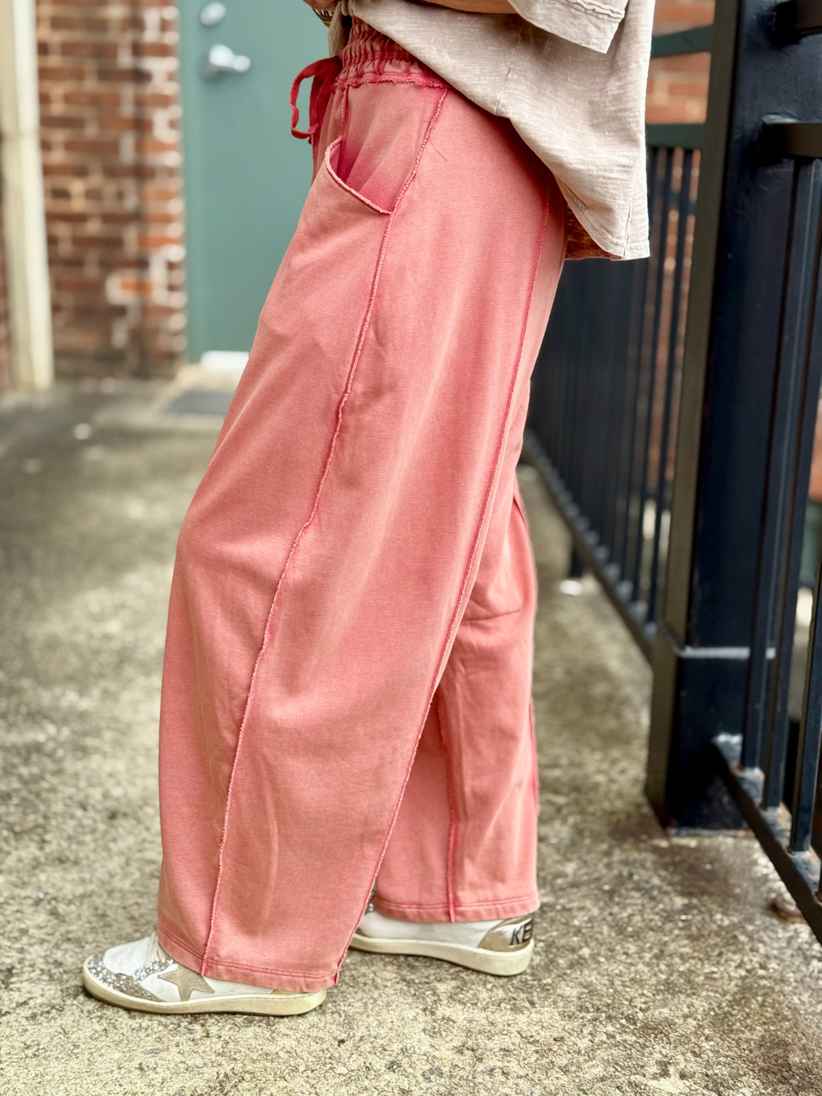 Mineral Wash Raw Edge Barrel Pants