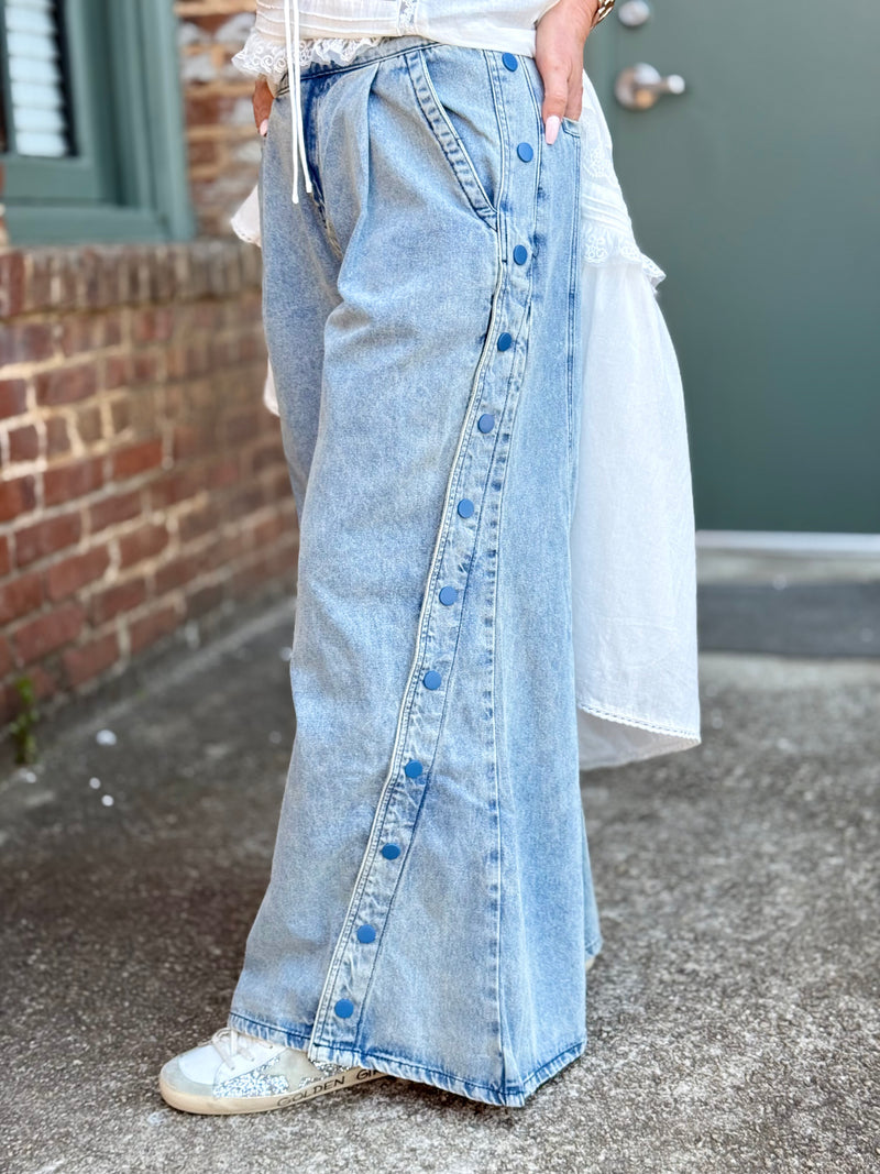 Snap Button Wide Leg Denim Pants