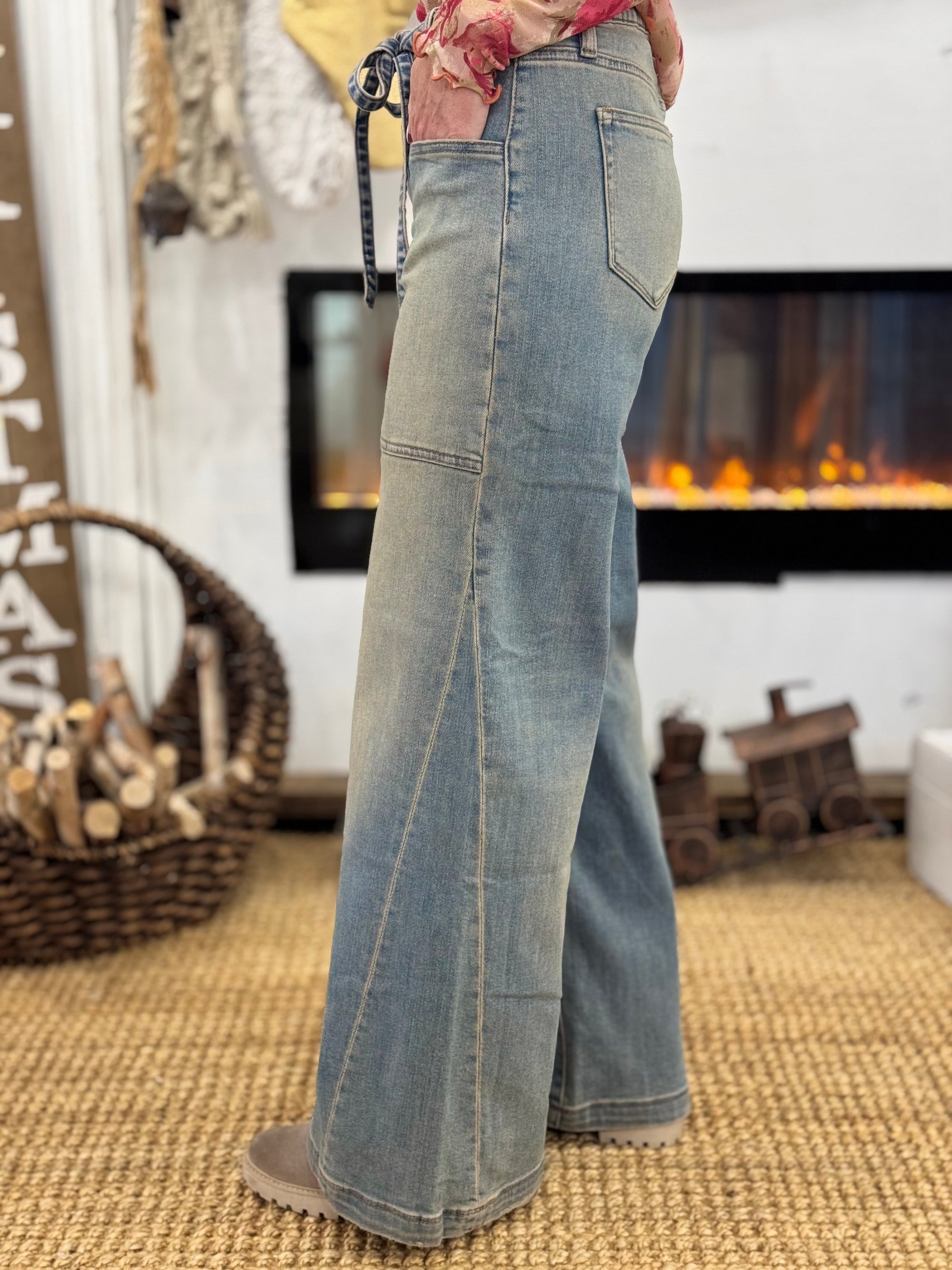 High Rise Belted Wide Leg Jeans