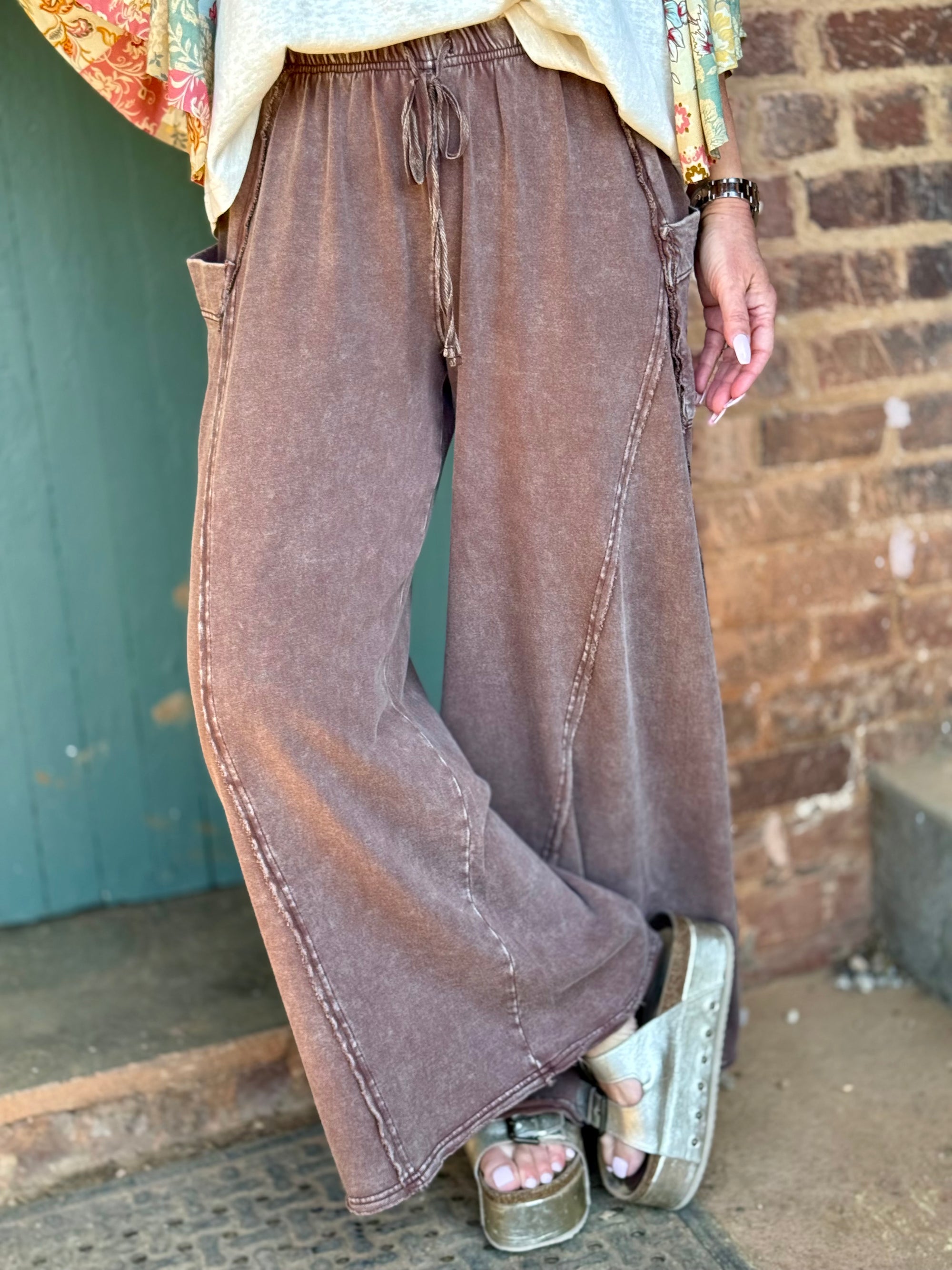 Washed Wide Leg Raw Edge Pants