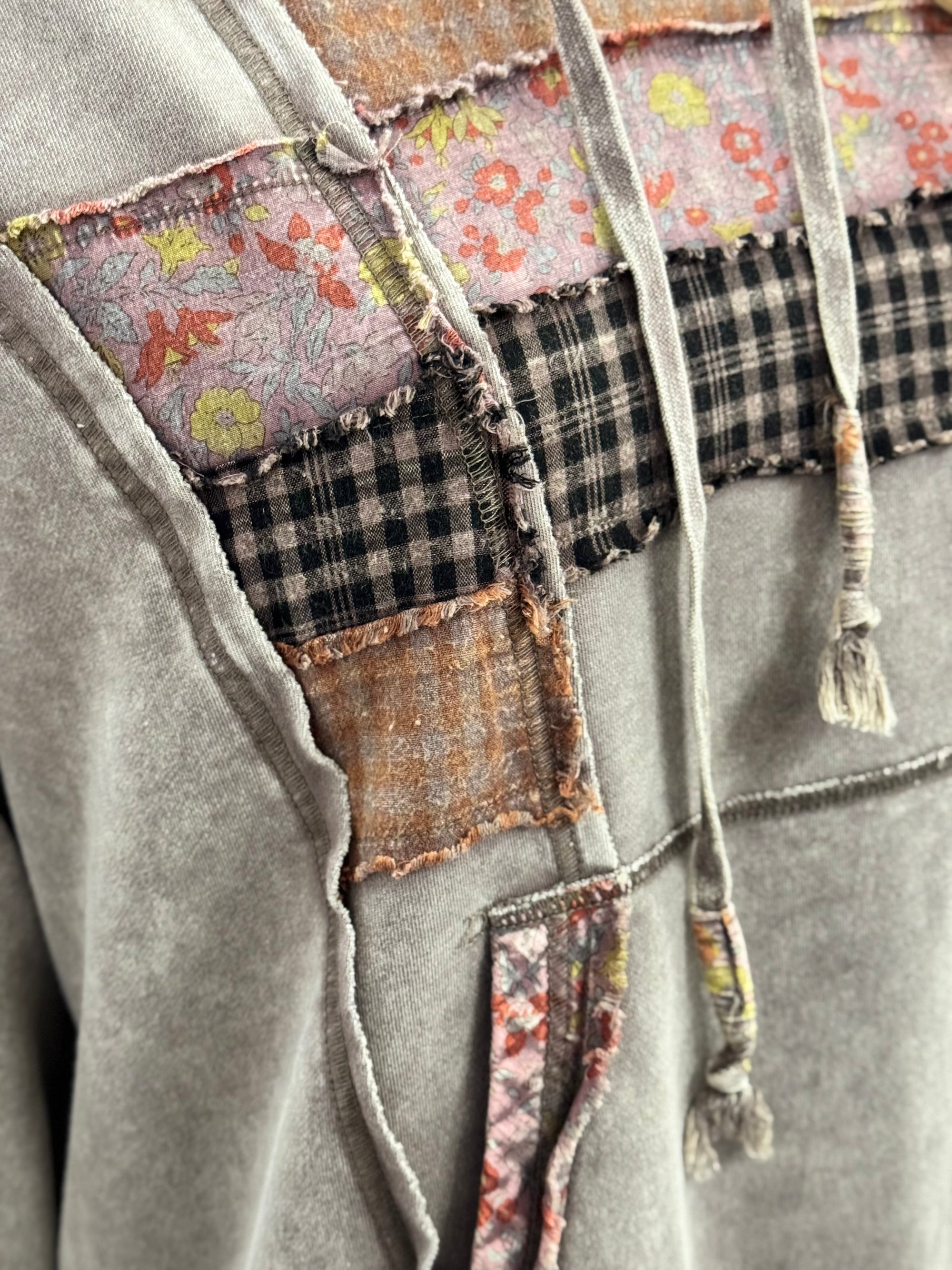 Mixed Print Washed Hoodie Pullover