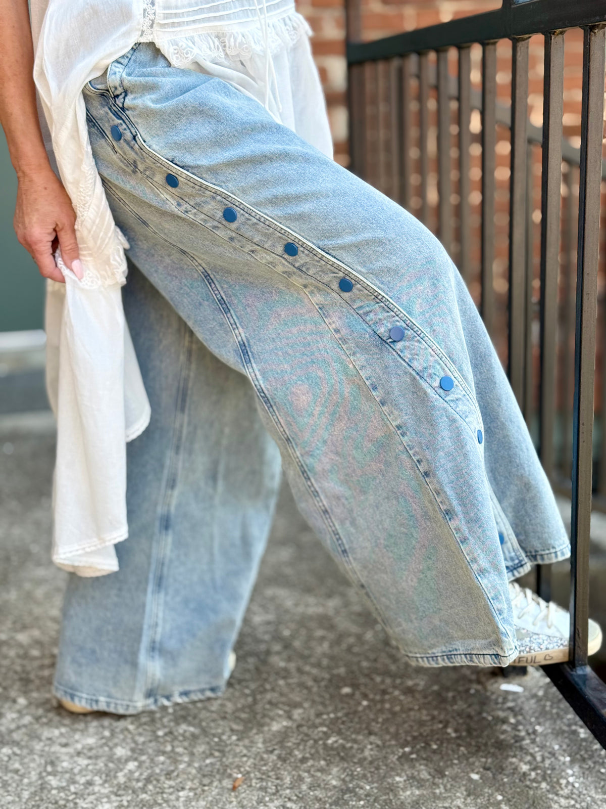 Snap Button Wide Leg Denim Pants