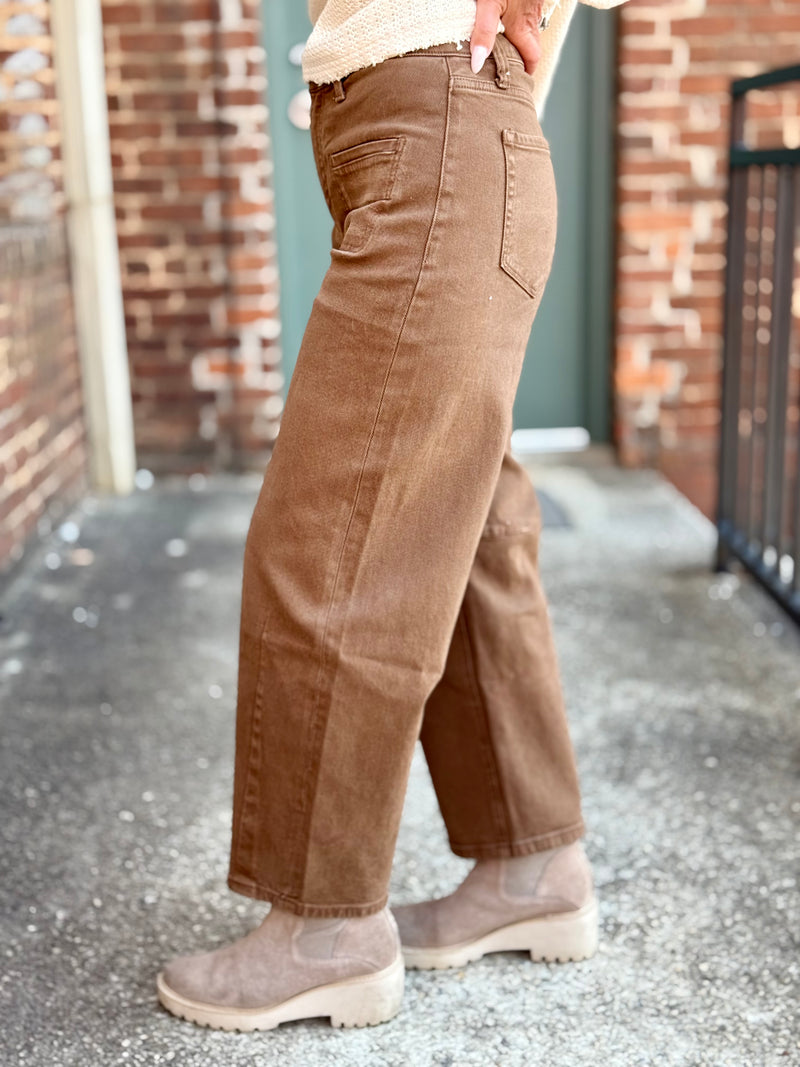 Cropped Slim Barrel Jeans