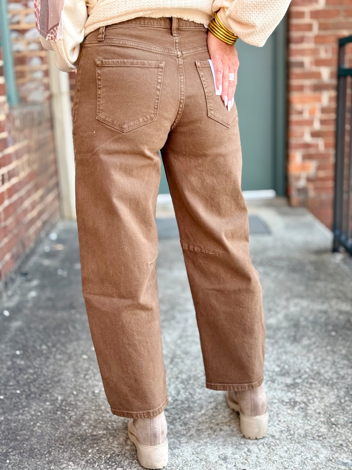 Cropped Slim Barrel Jeans