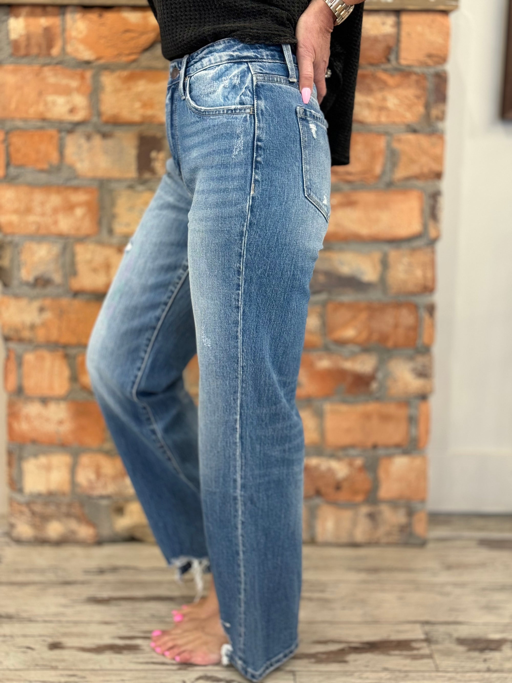 Distressed High Rise Dad Jeans