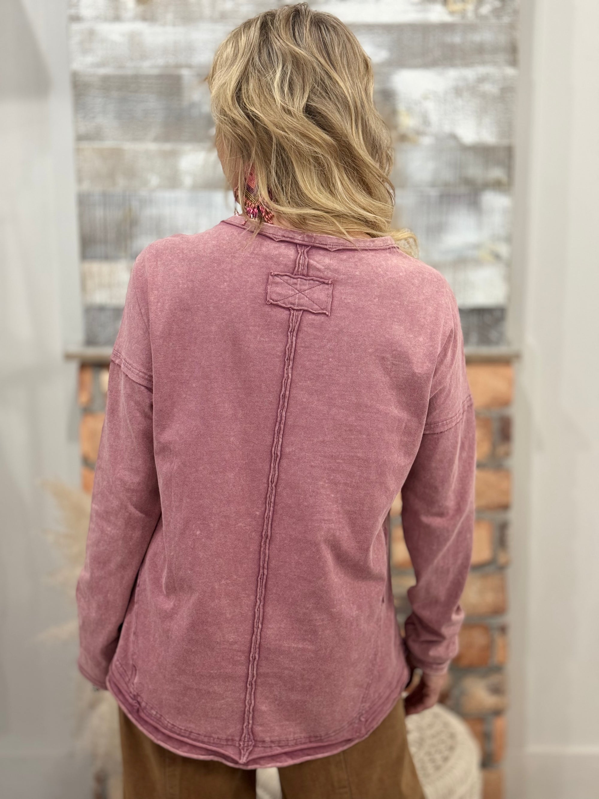 Mineral Washed Chest Pocket Top | Mauve