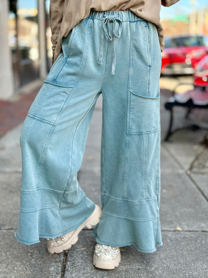 Cropped Ruffle Hem Wide Leg Pants | Blue
