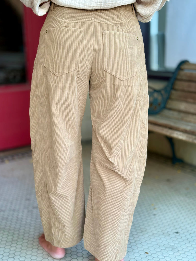 Corduroy Barrel Pants | Mocha