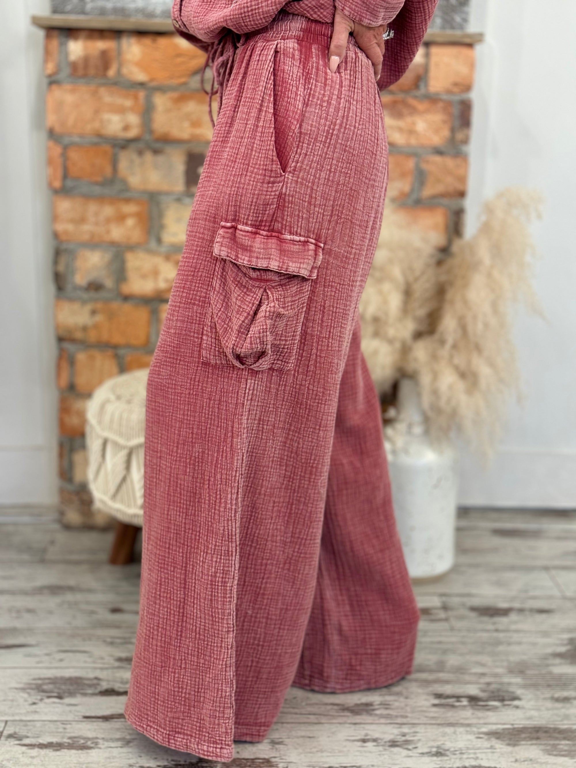 Gauze Wide Leg Cargo Pants | Washed Red