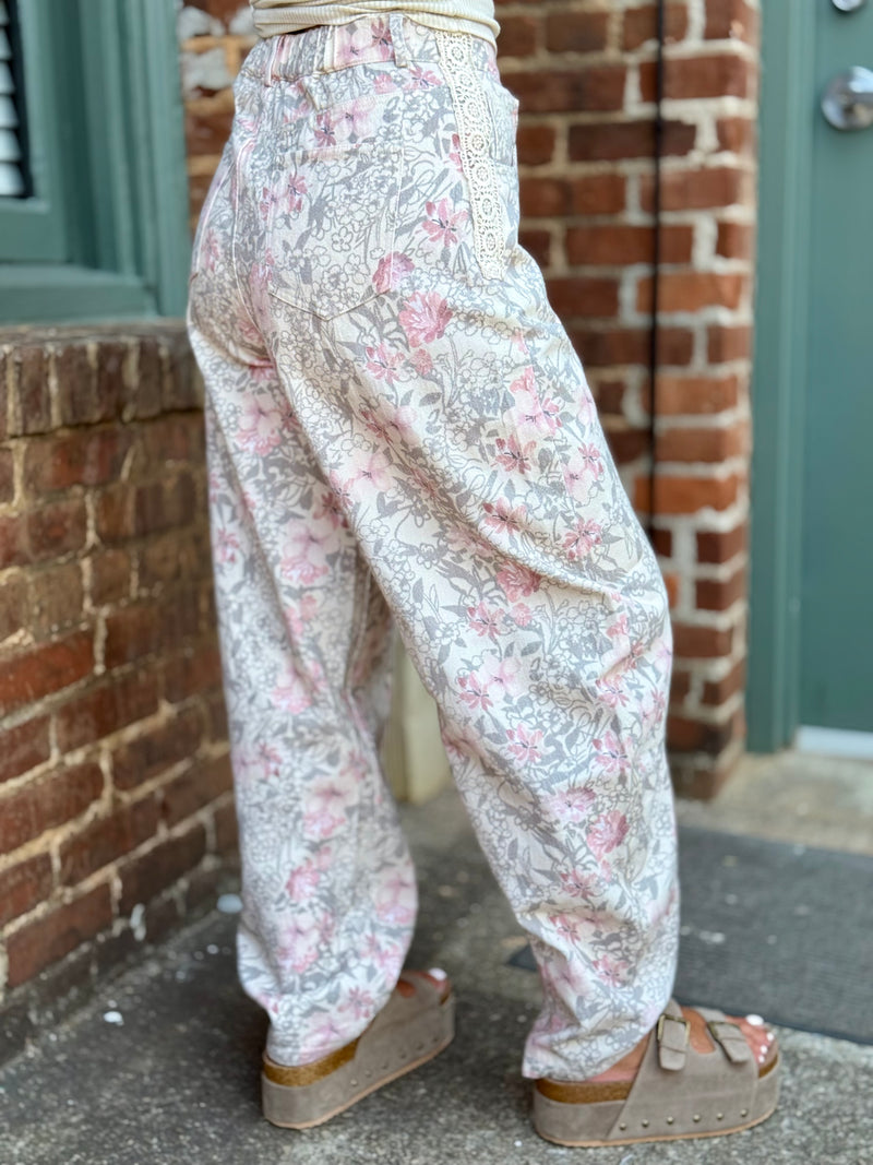 Floral Print Barrel Jeans