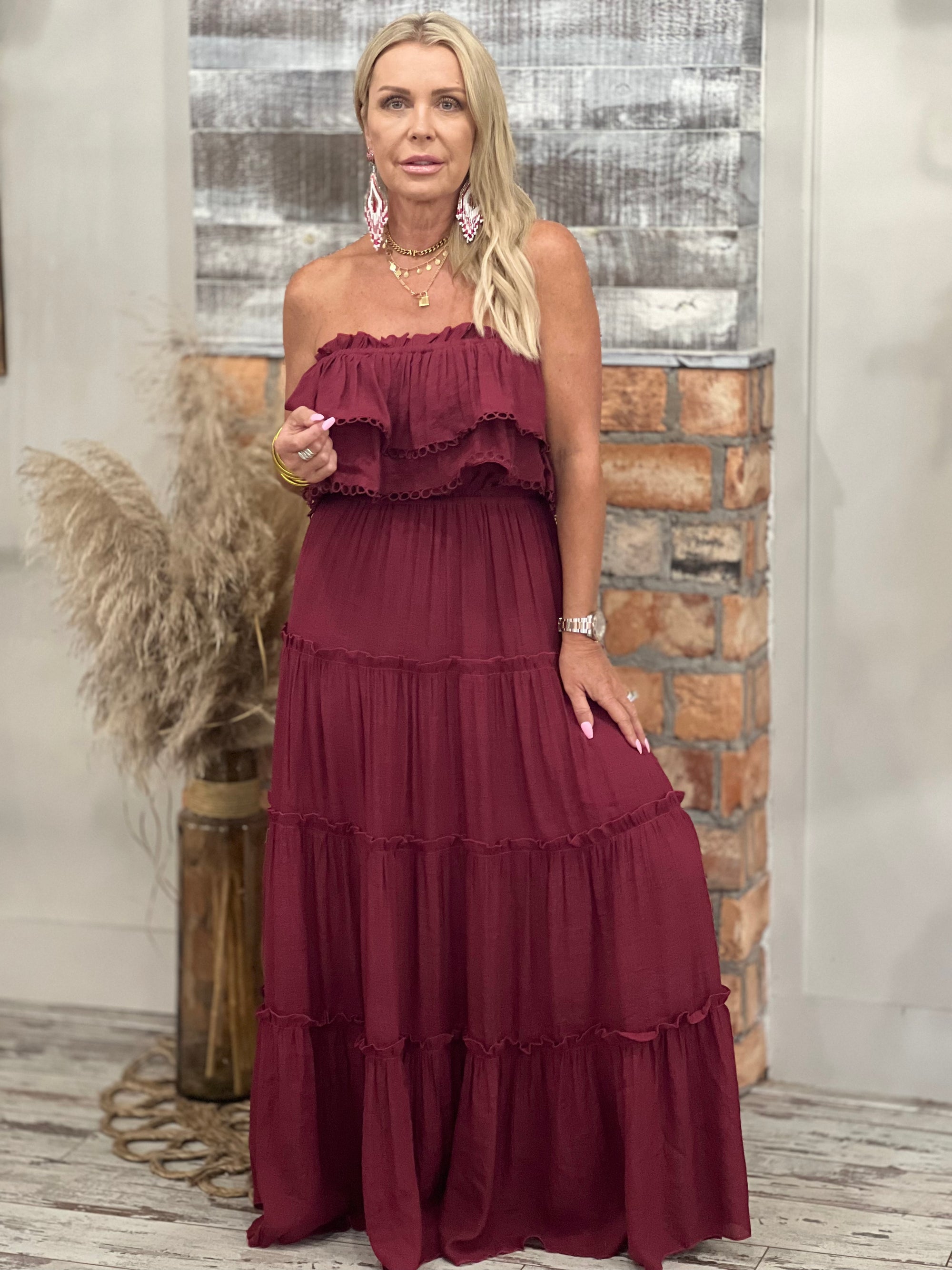 Tiered On/ Off Shoulder Maxi Dress