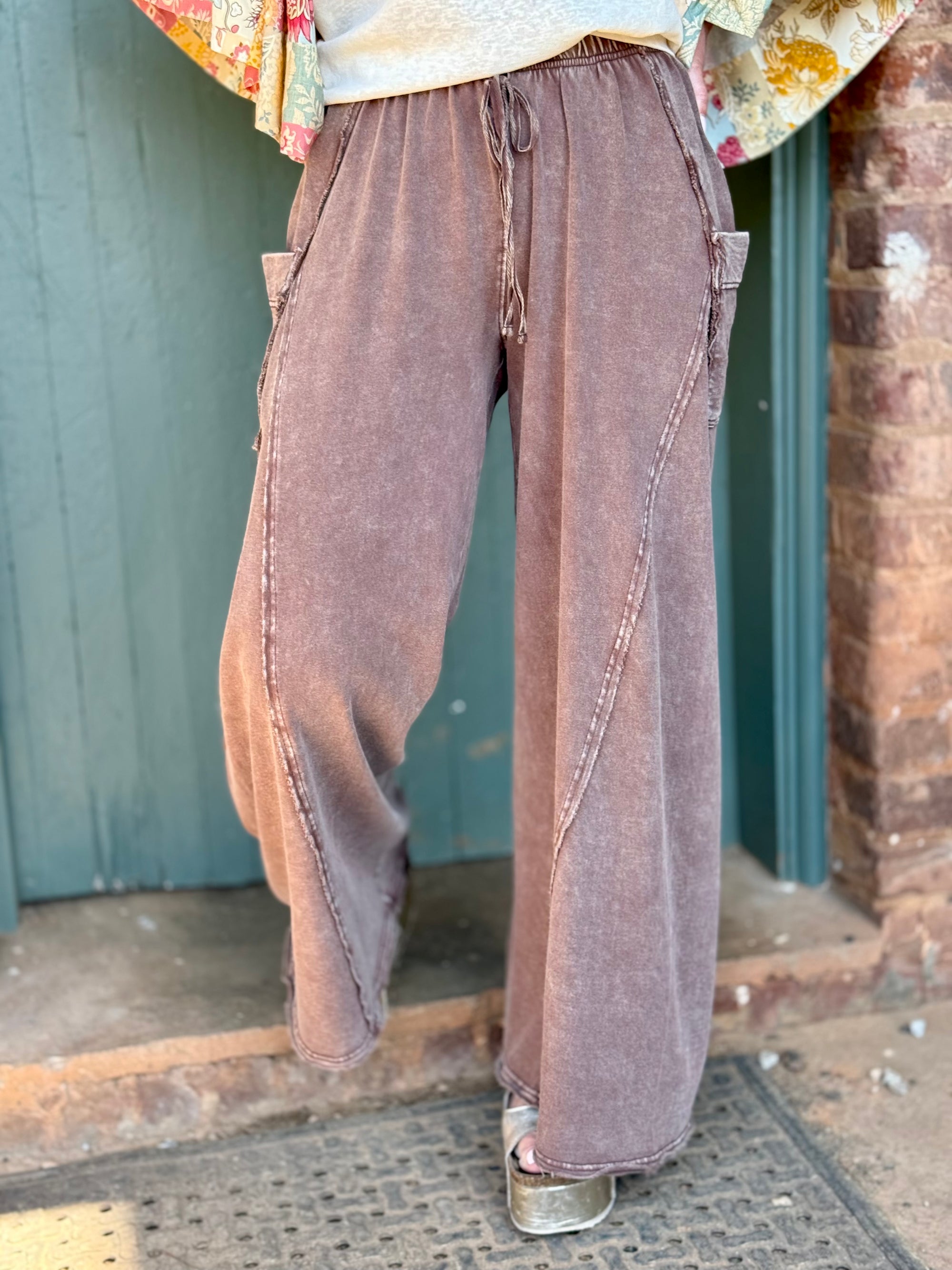 Washed Wide Leg Raw Edge Pants