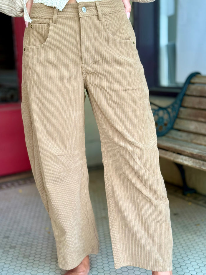 Corduroy Barrel Pants | Mocha