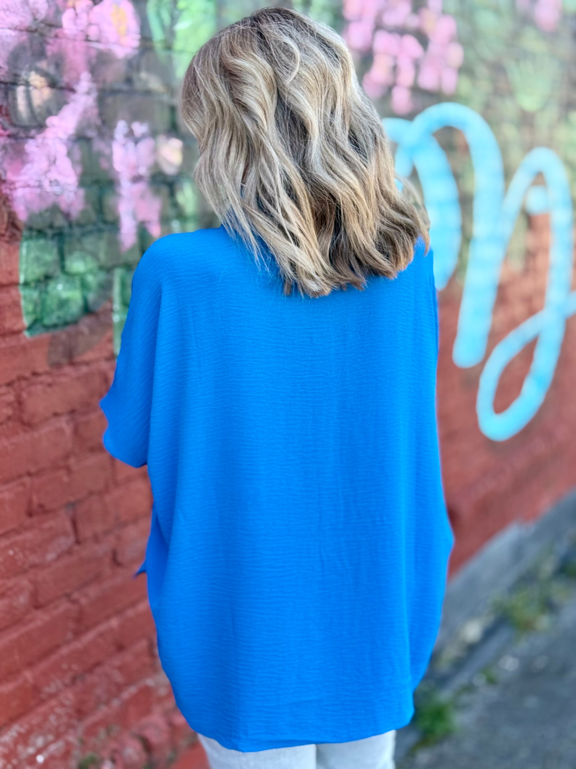 Rounded Hem Button Down Top | Blue