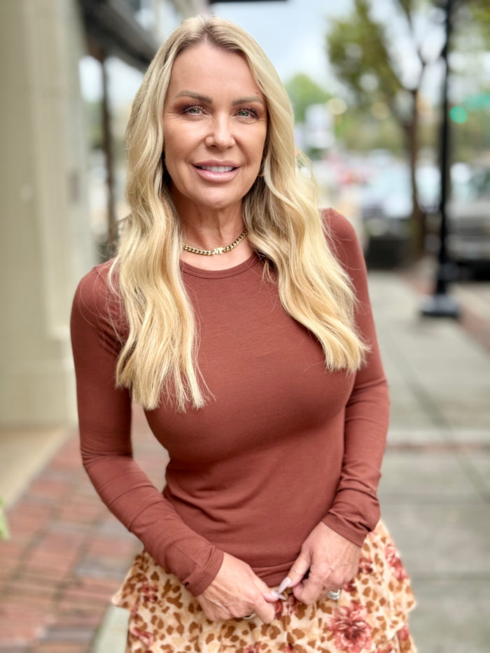 Basic Fitted Top | Brown
