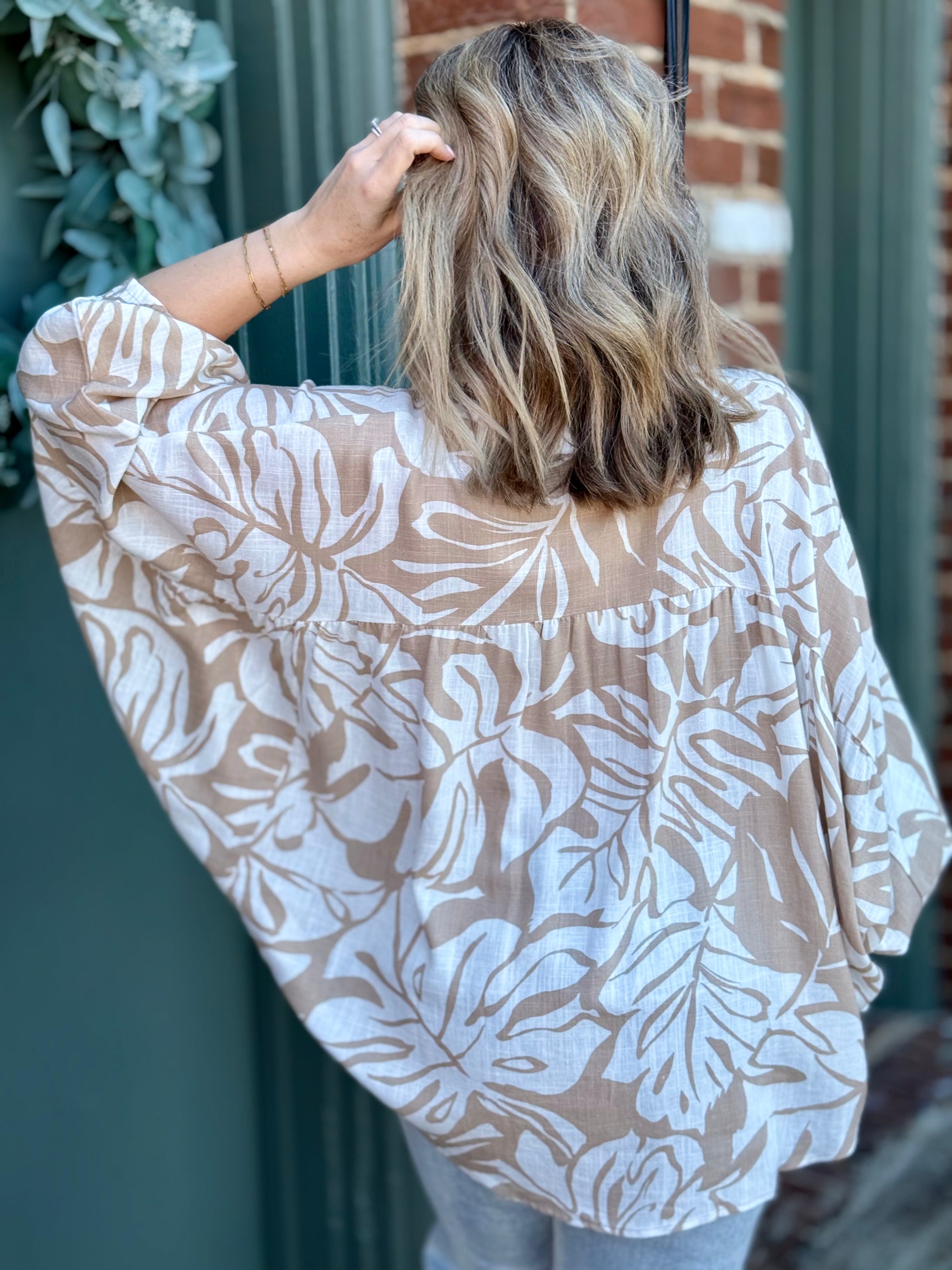 Printed Linen Dolman Sleeve Top | Khaki