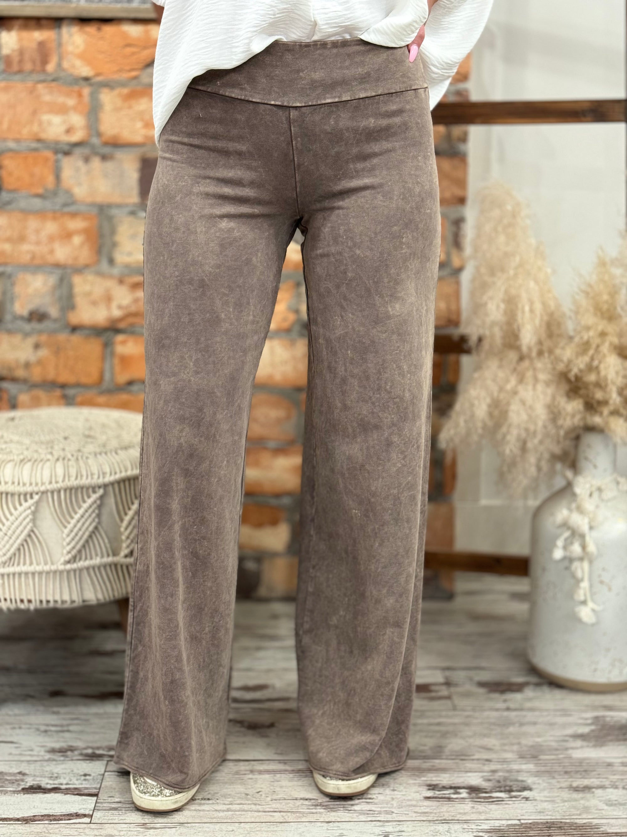 Washed Wide Leg Pants in Taupe