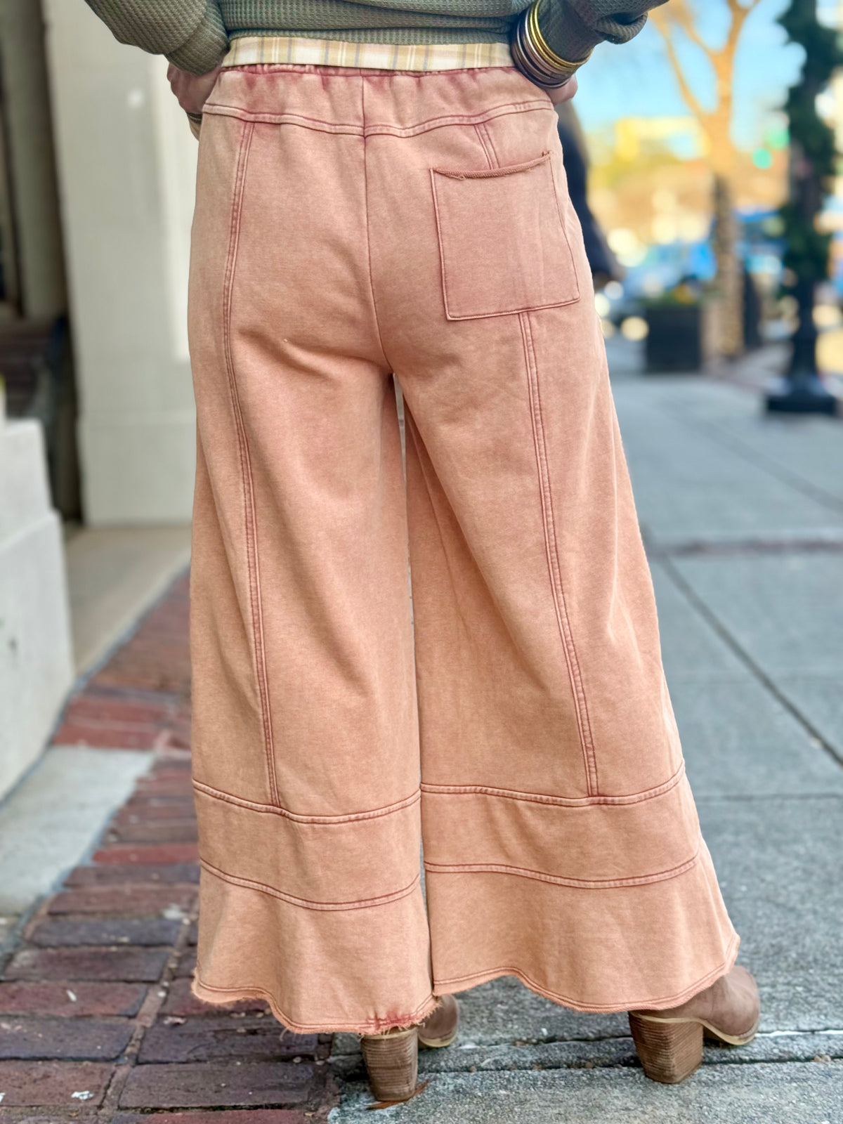 Cropped Ruffle Hem Wide Leg Pants | Rust
