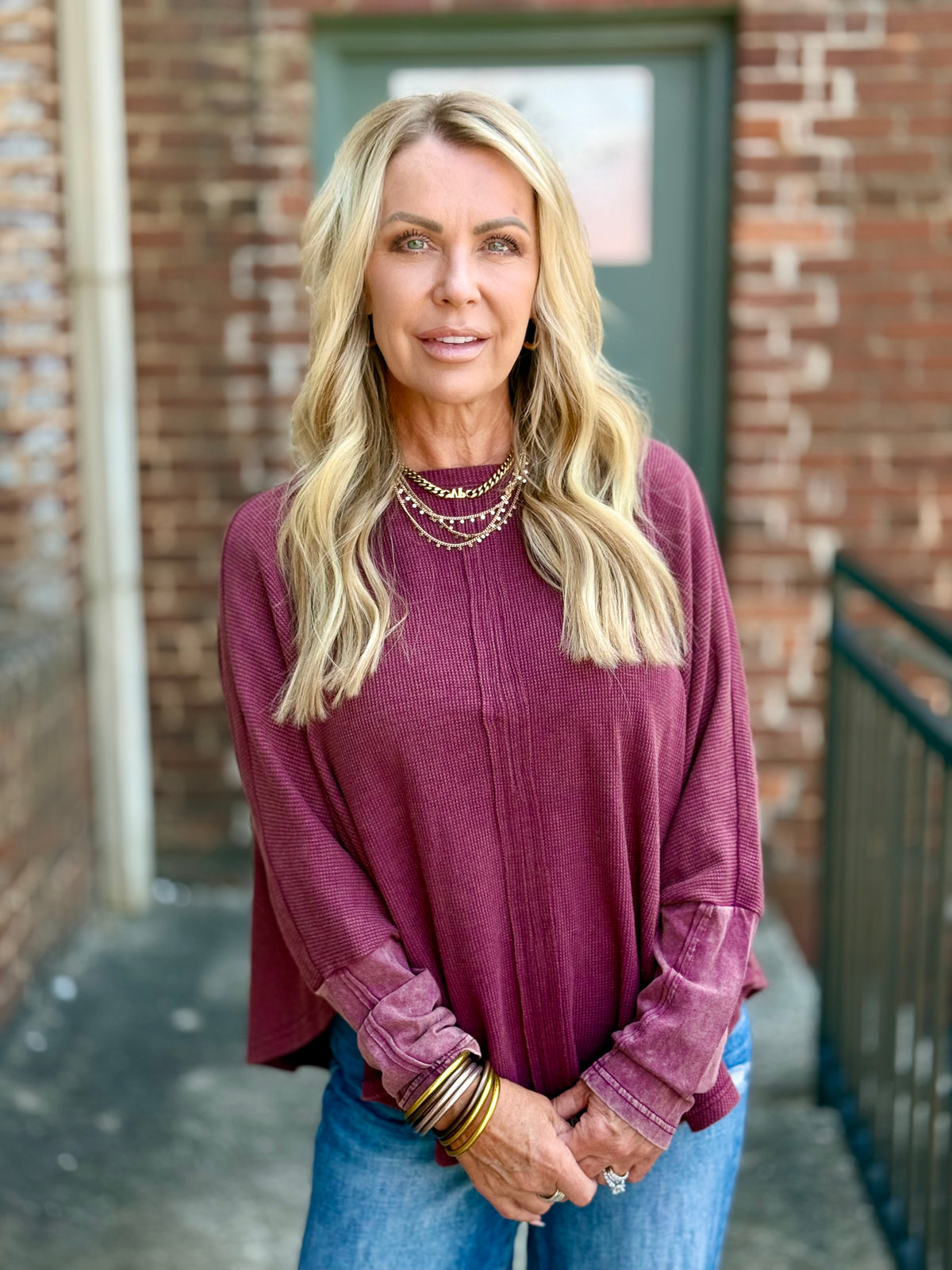 Washed Rounded Hem Pullover | Burgundy