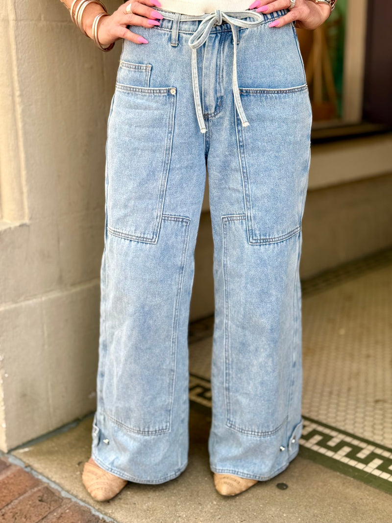 Oversized Pocket Wide Leg Jeans