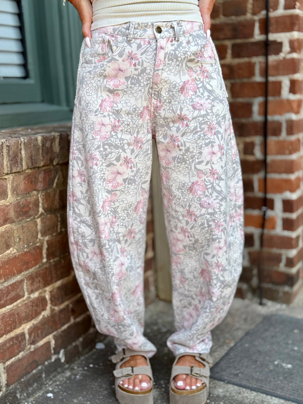 Floral Print Barrel Jeans