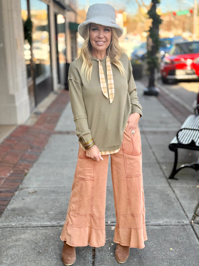 Cropped Ruffle Hem Wide Leg Pants | Rust