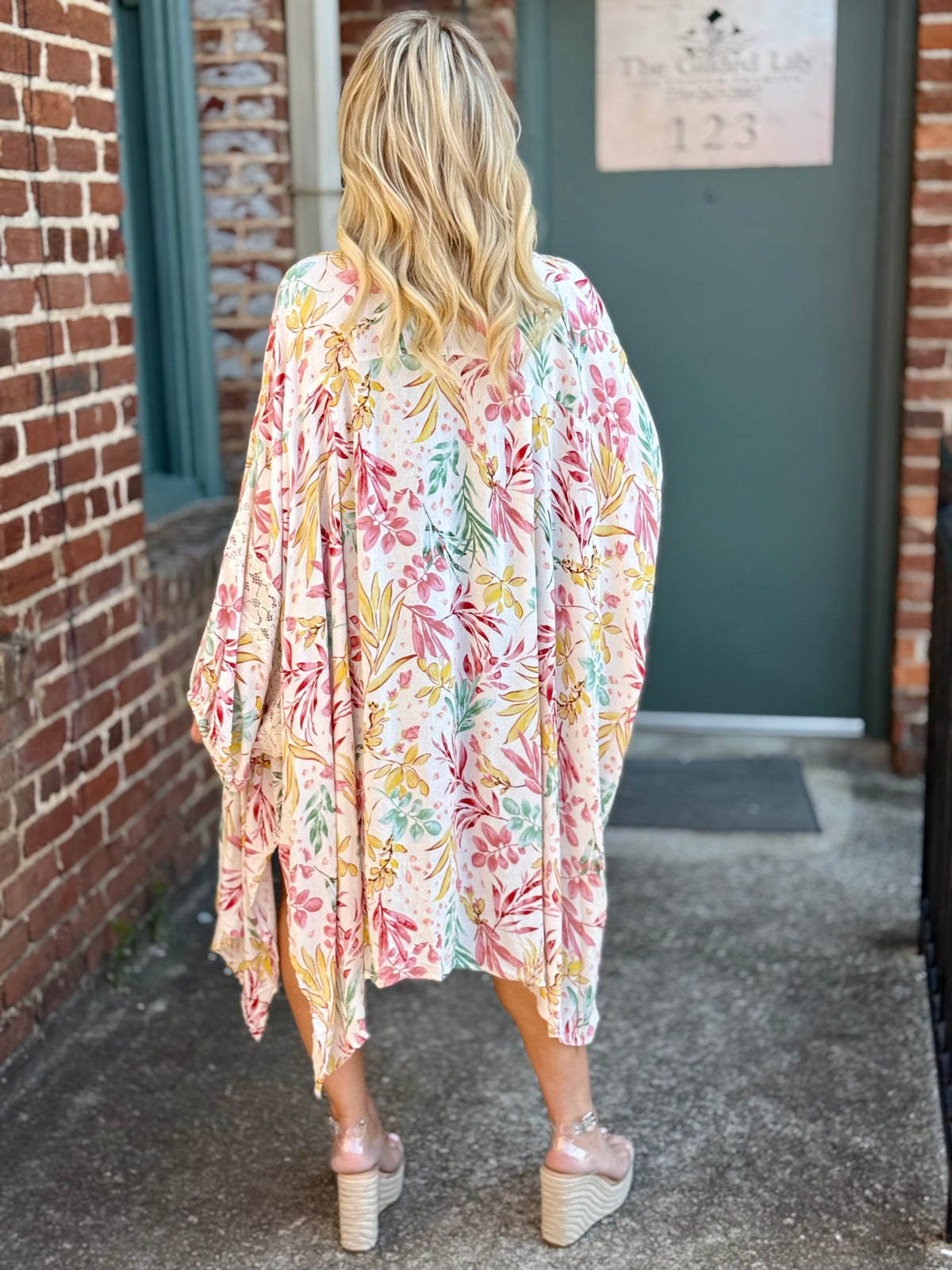 Oversized Lace Trim Kimono