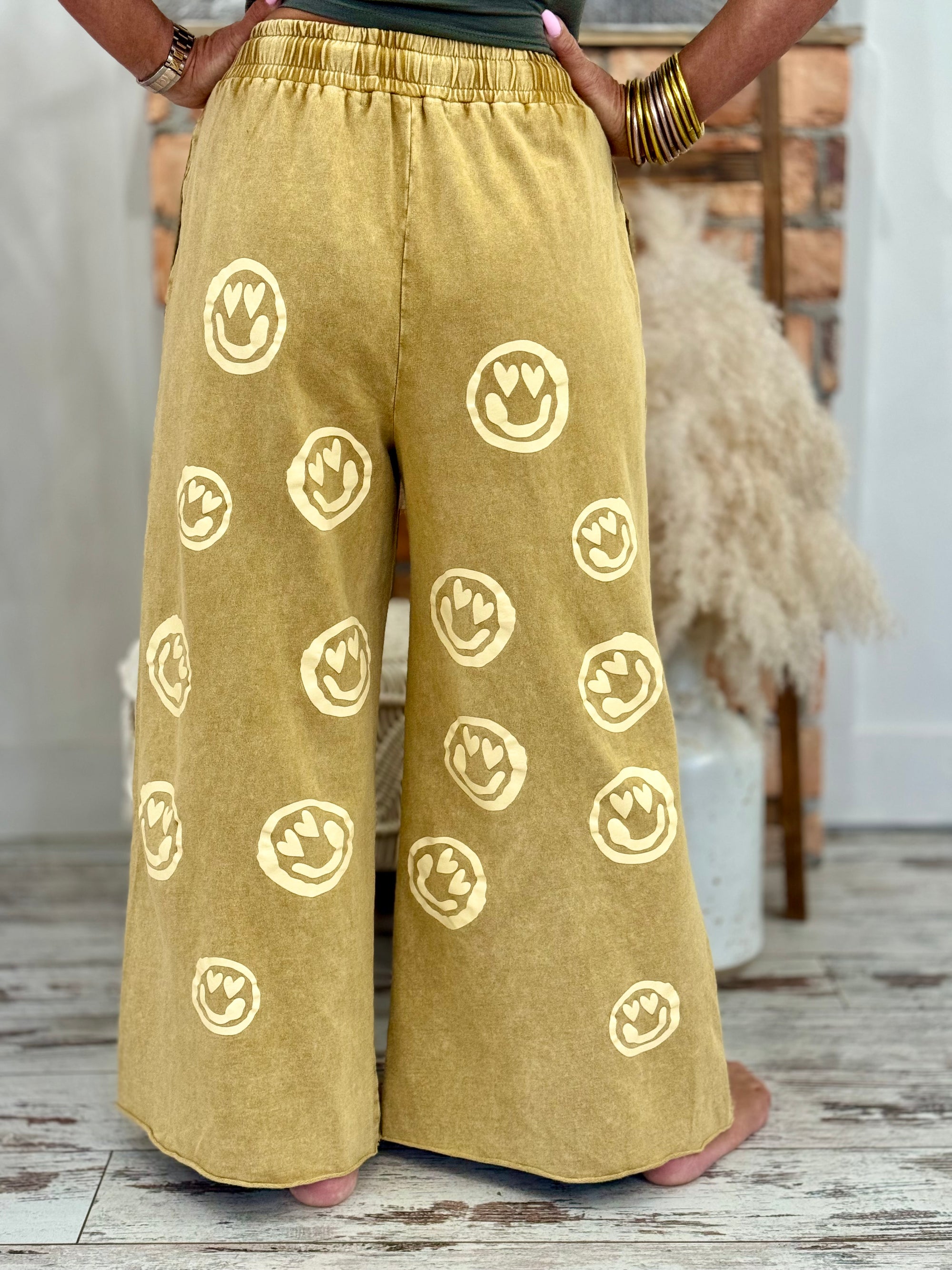 Mineral Wash Smiley Wide Leg Pants in Camel