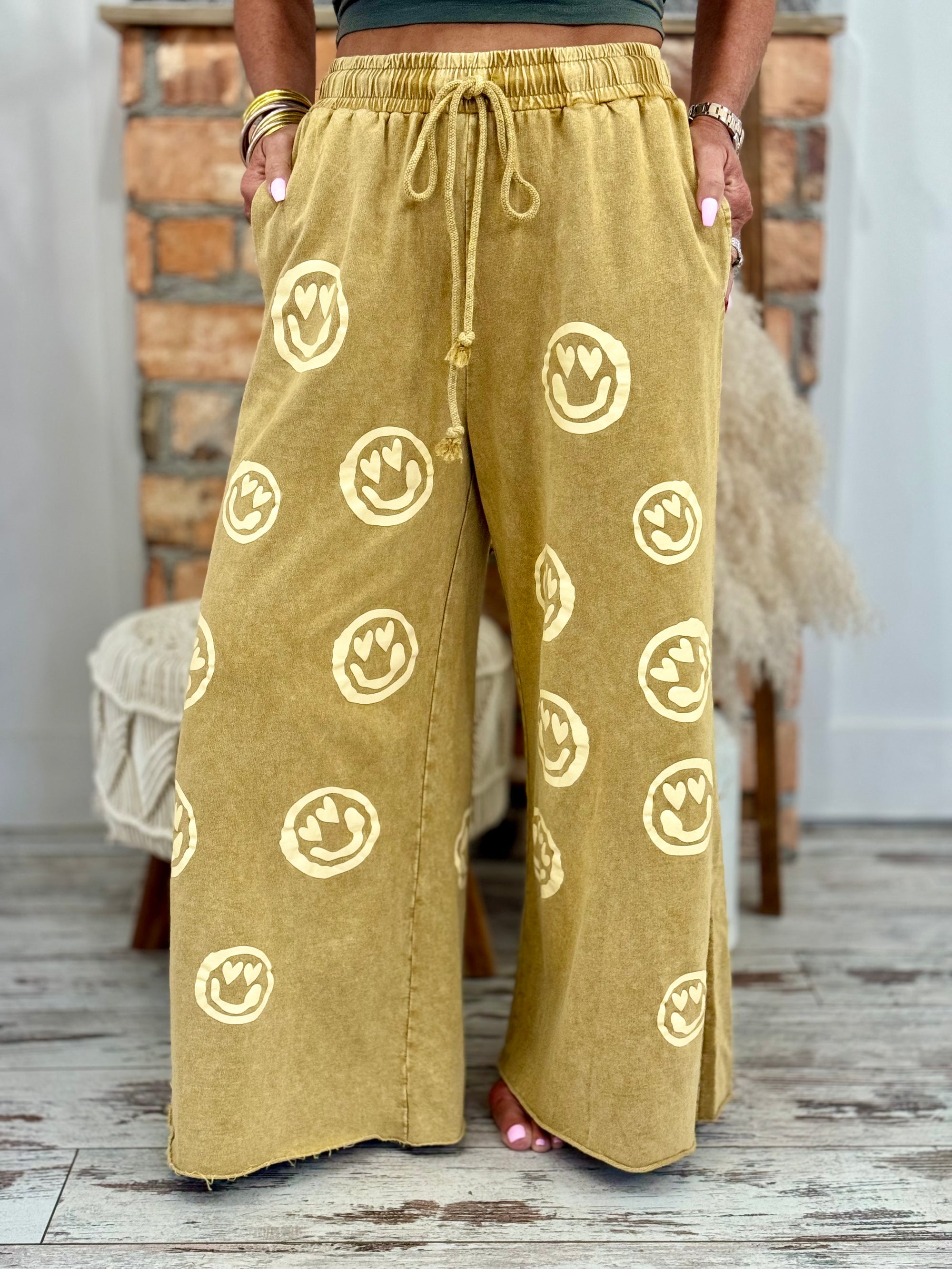 Mineral Wash Smiley Wide Leg Pants in Camel