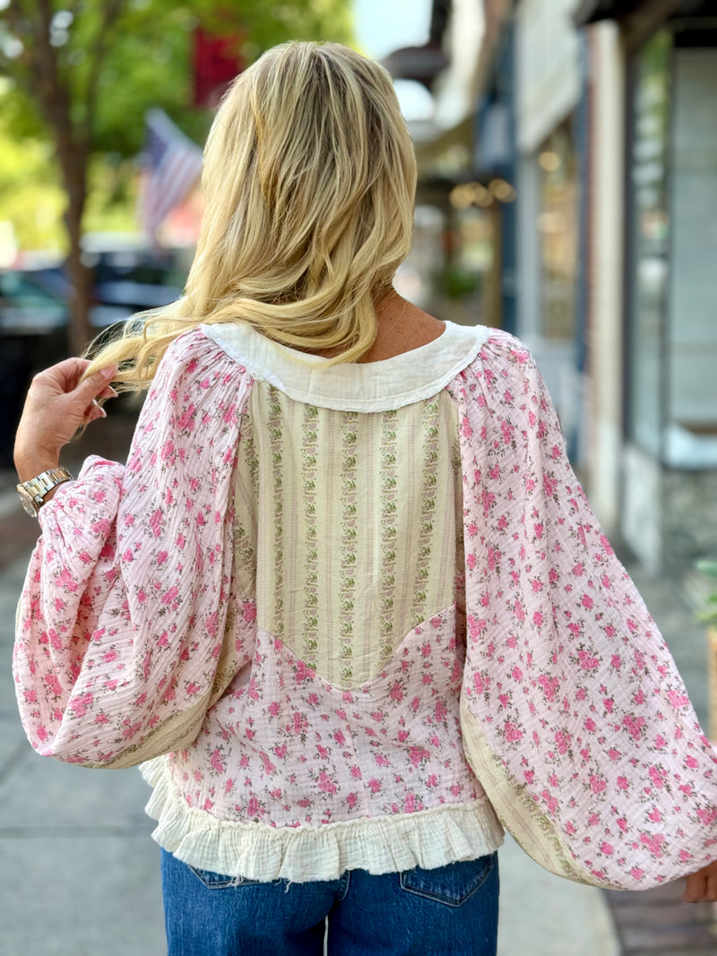 Floral Ruffle Hem Balloon Sleeve Top