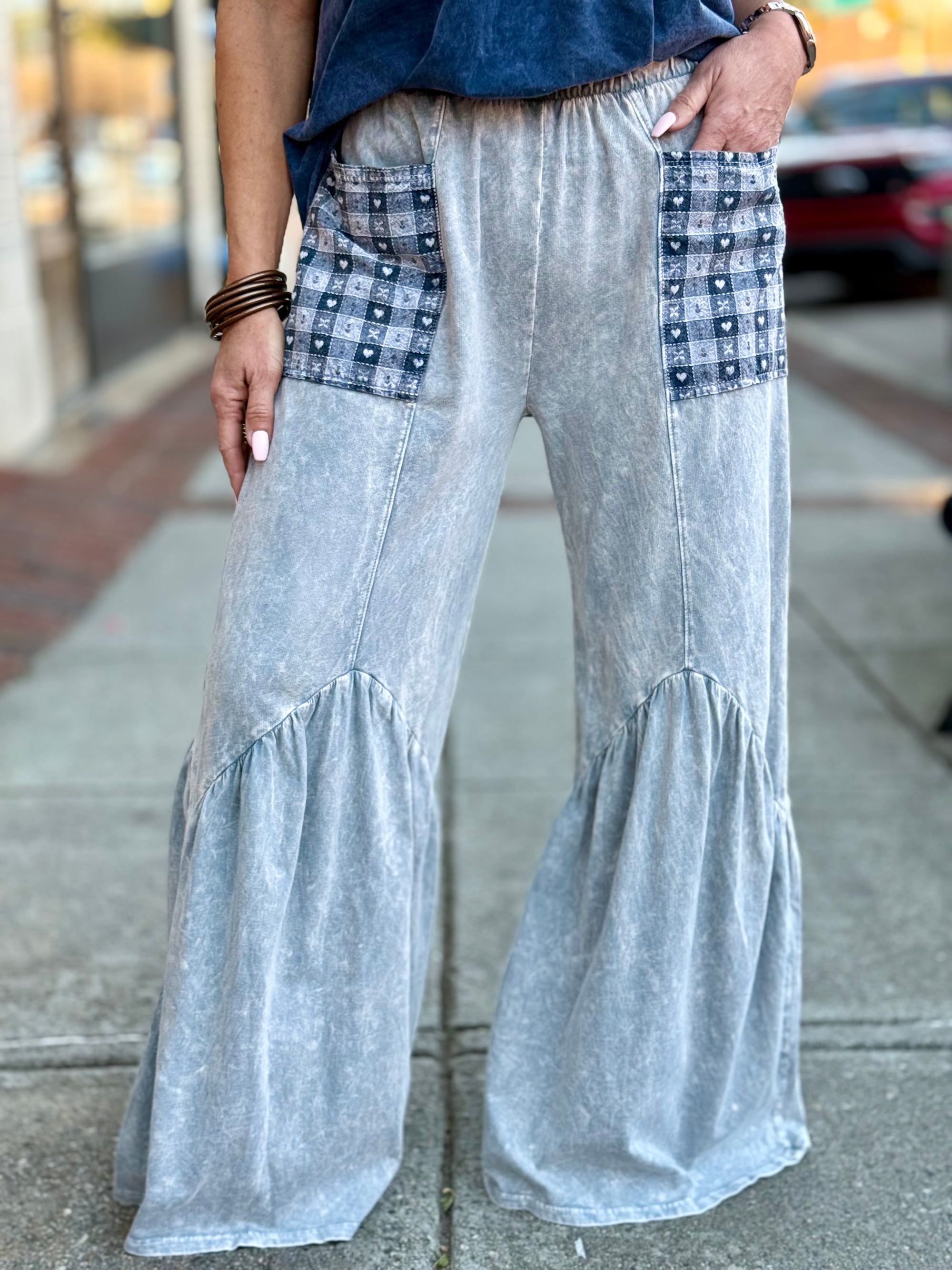 Heart Pocket Wide Leg Pants