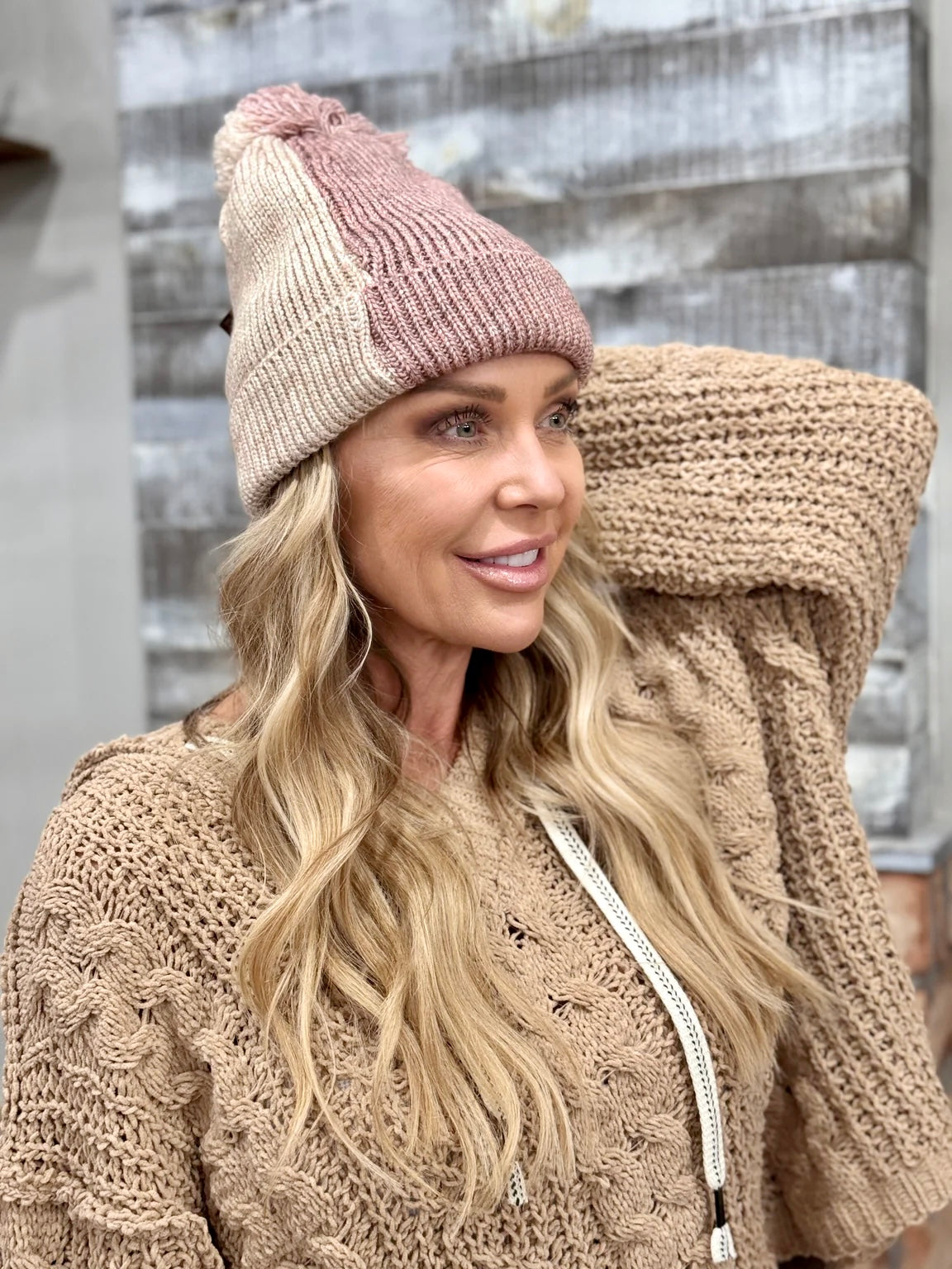 Two Tone Knit Beanie in Rose