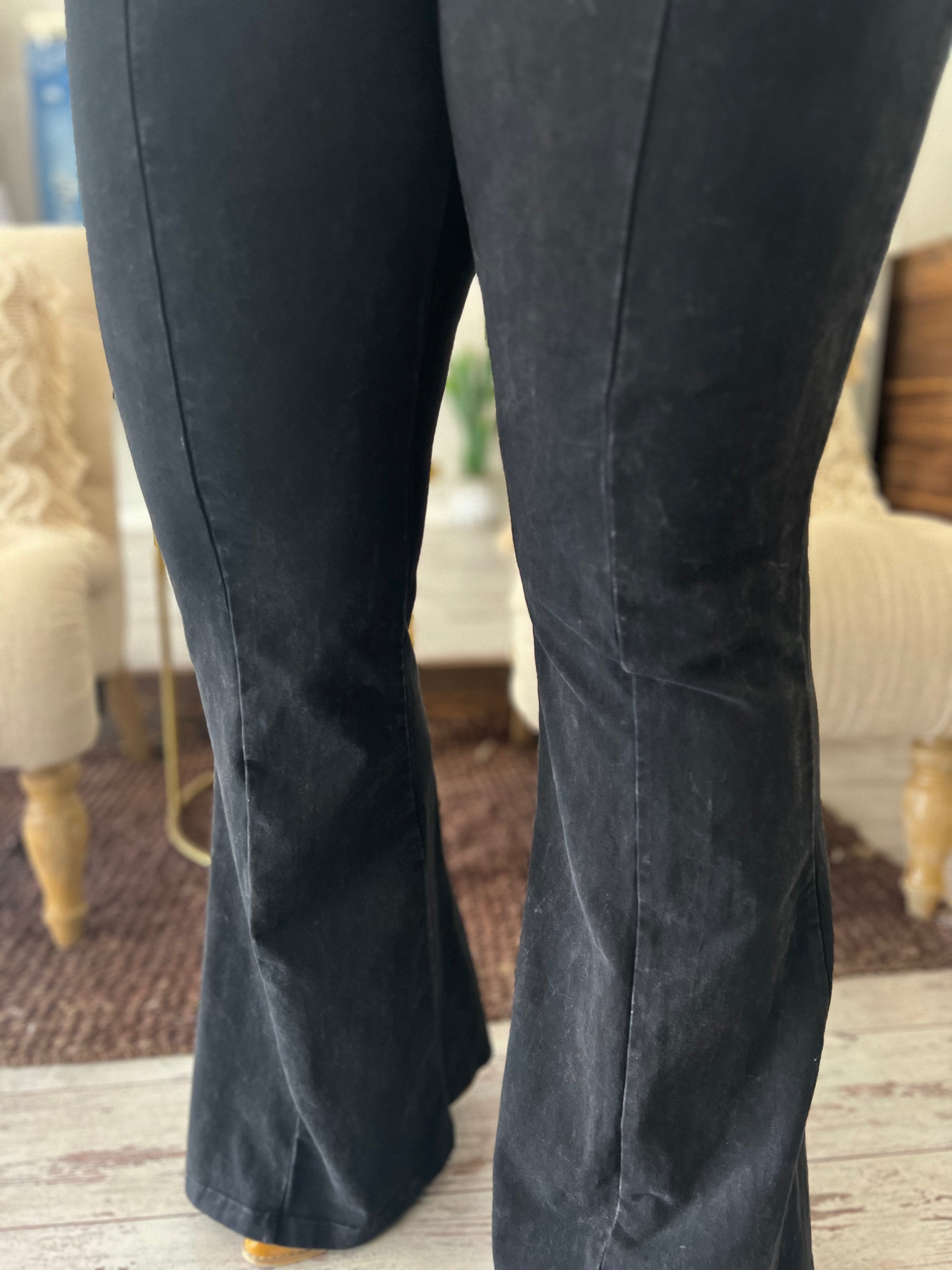 Washed Bell Bottom Front Seam Flare Pants in Black