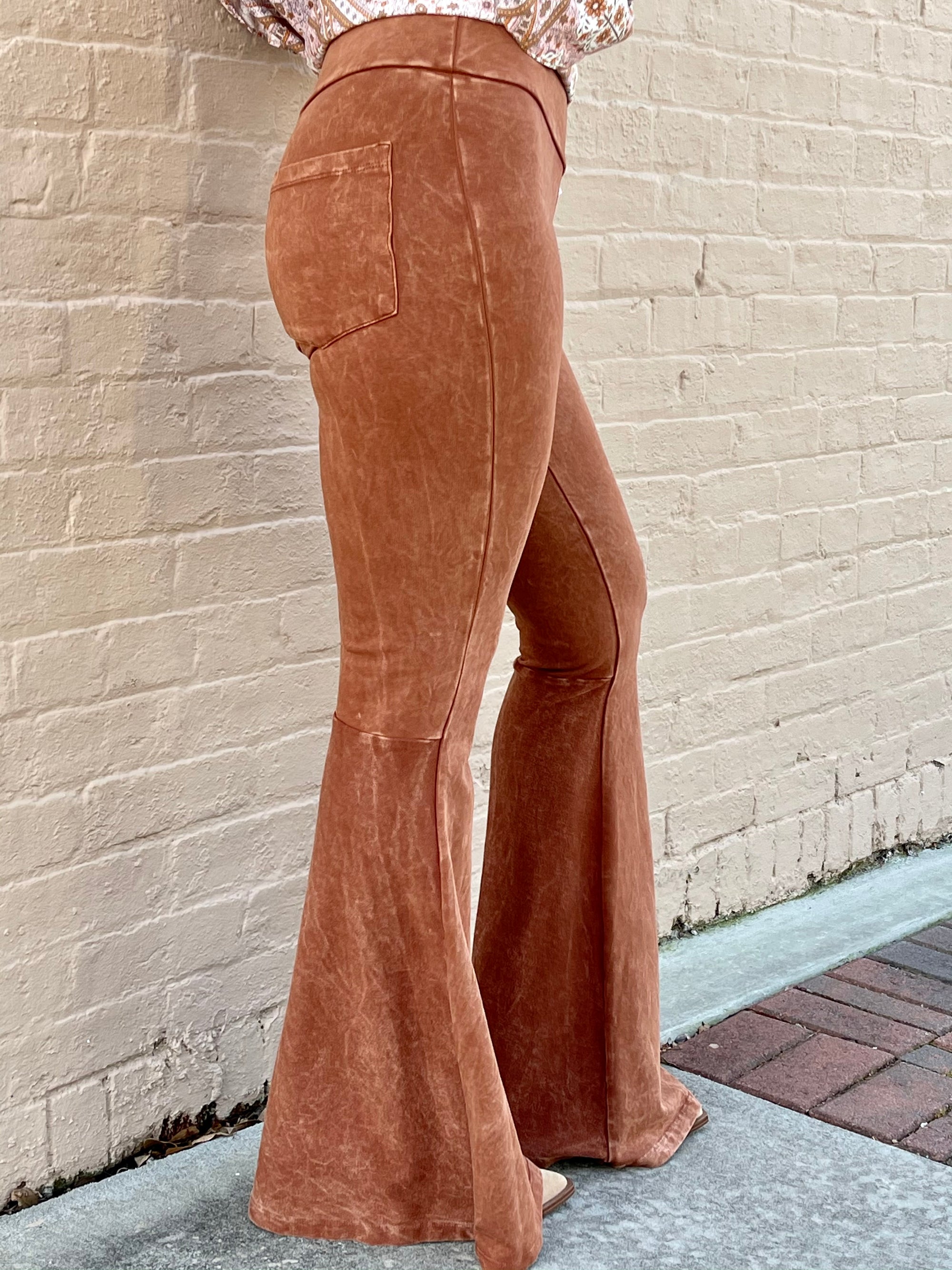 Washed Bell Bottom Flare Pants with Pockets in Pumpkin Spice