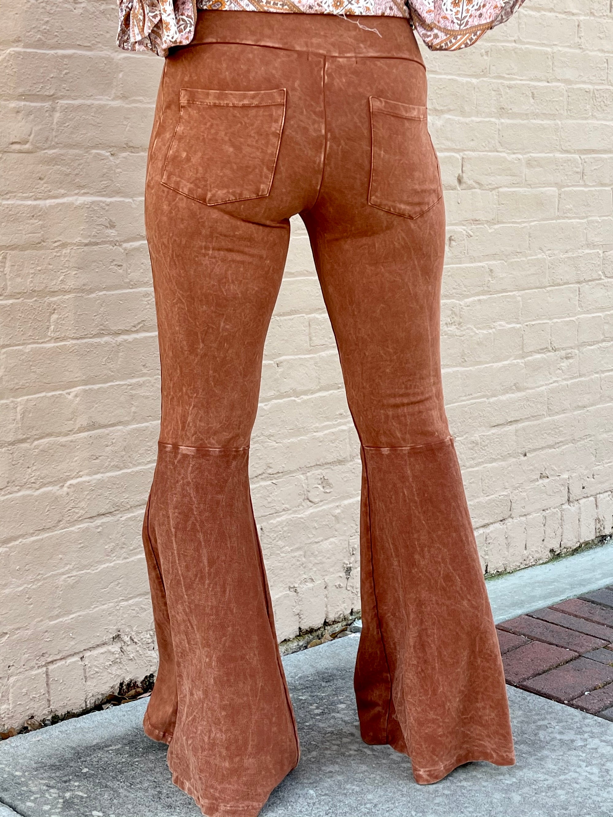 Washed Bell Bottom Flare Pants with Pockets in Pumpkin Spice